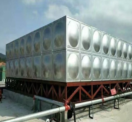 不锈钢水箱作为储水设备是十分理想的选择