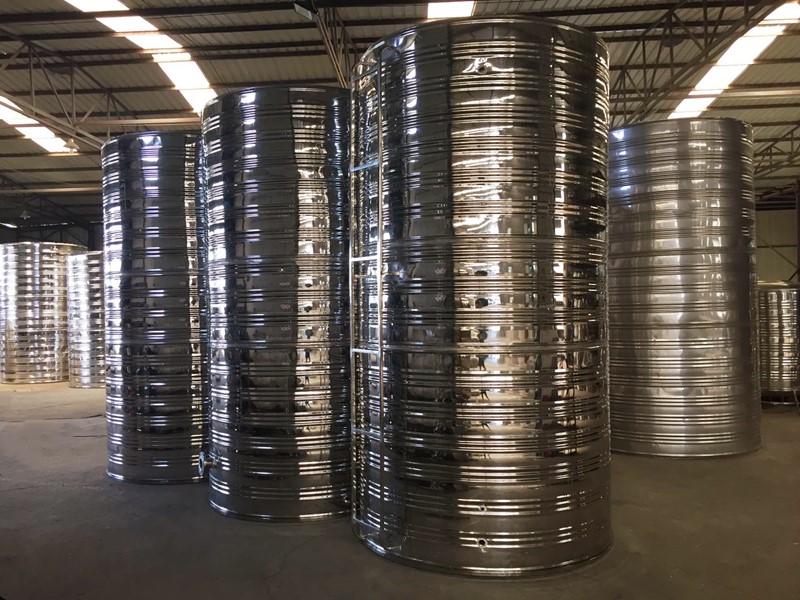 圆形不锈钢保温水箱的主要特点有哪些？