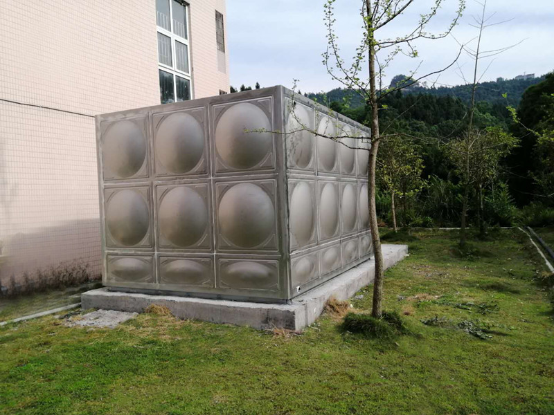 矩形不锈钢保温水箱